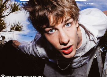 JETT BLYTON: SEEING DOUBLE