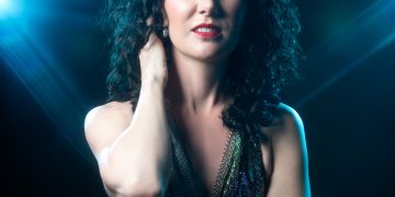 A Rhythm of Resilience: DJ SAvvy’s “Esperança” Champions Women in the Global Kizomba Scene