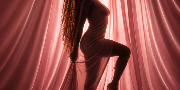 Kelzhaunne Is Redefining Independence, as an Artist and Woman